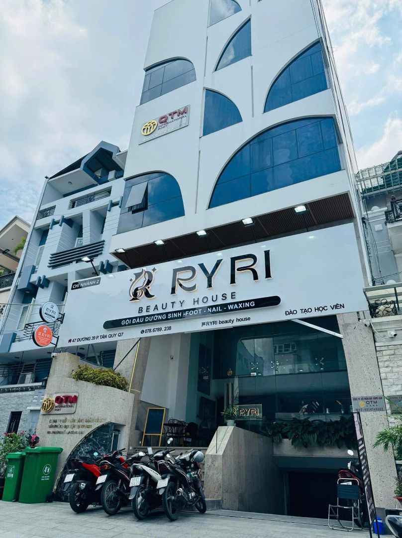 z7105262279556_fc15676e6759e25f99a66e9a995495f7 (1)